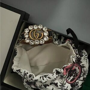 Gucci marmont crystal leather bracelet